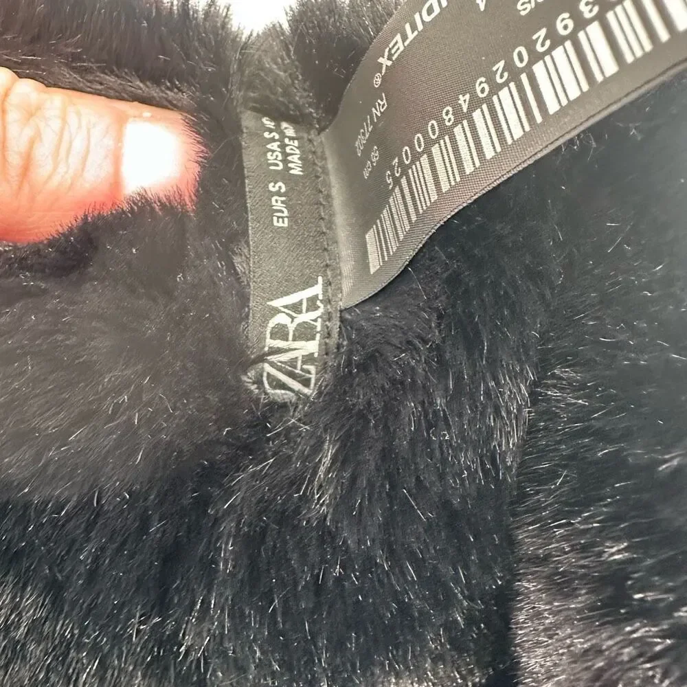 Zara Faux Leather & Fur Winter Hat Small Black Mob Wives‎ Goth Luxury Old Money